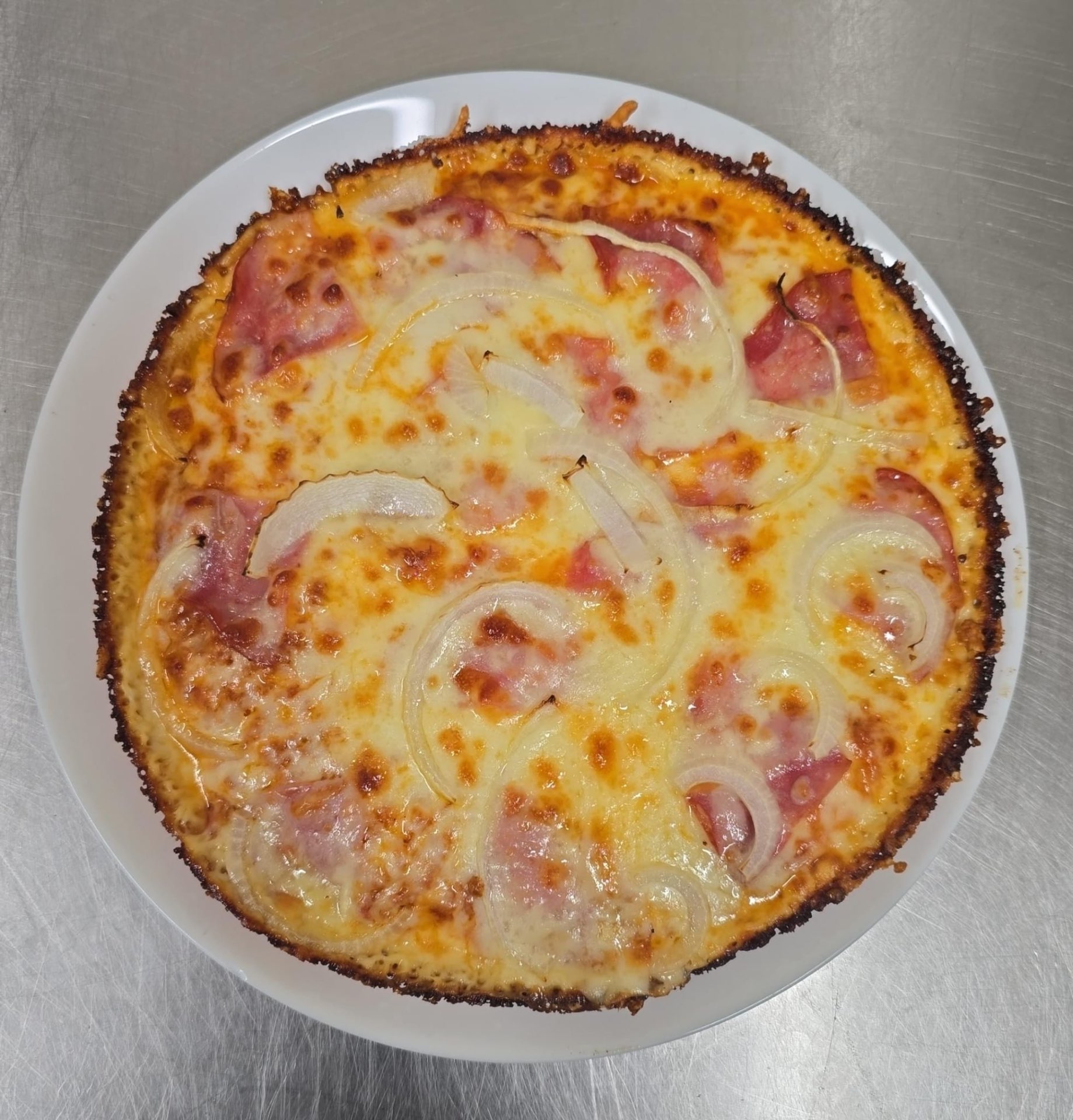 Pizza Jamón y Cebolla